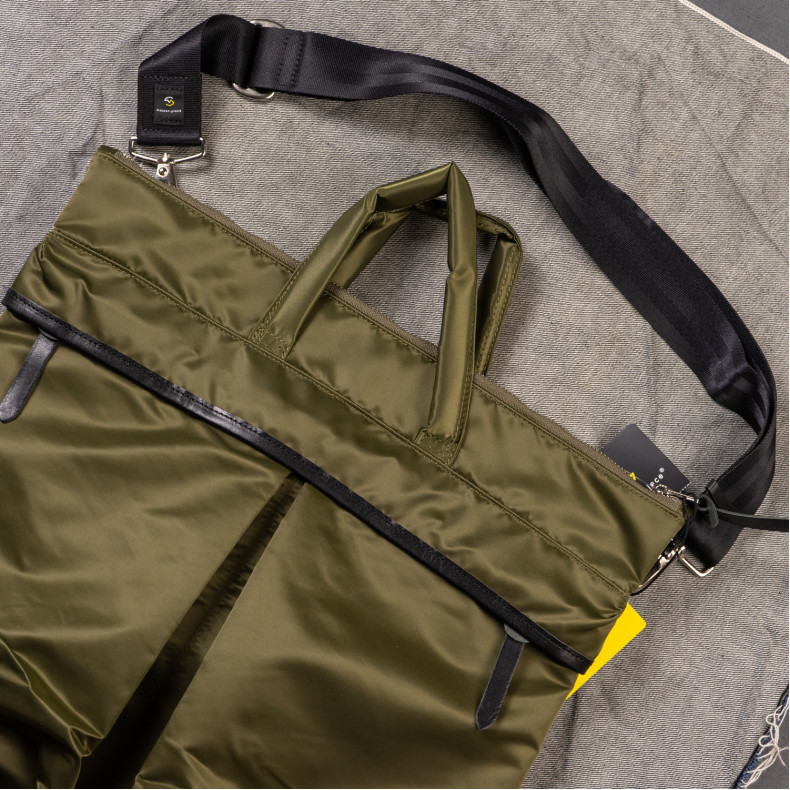 Cумка Master-Piece 02122-V2-065-Khaki Lightning Helmet Bag Large